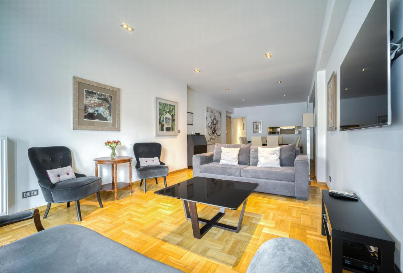 Bright Spacious Luxury Apartment In Prime Central Athena Bagian luar foto