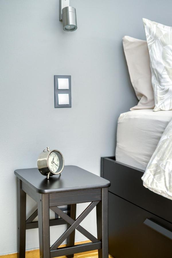 Bright Spacious Luxury Apartment In Prime Central Athena Bagian luar foto