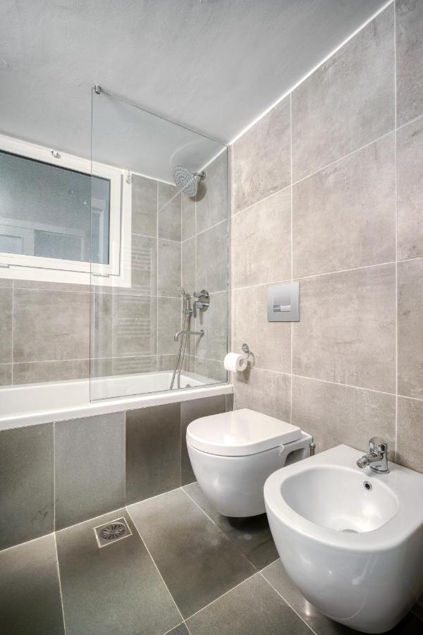 Bright Spacious Luxury Apartment In Prime Central Athena Bagian luar foto