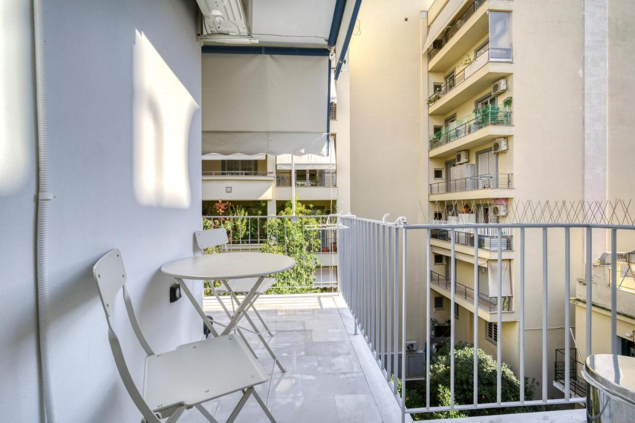 Bright Spacious Luxury Apartment In Prime Central Athena Bagian luar foto